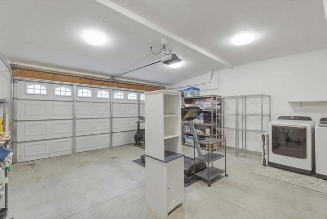 1265 E Fallbrook Street, Fallbrook, CA 92028