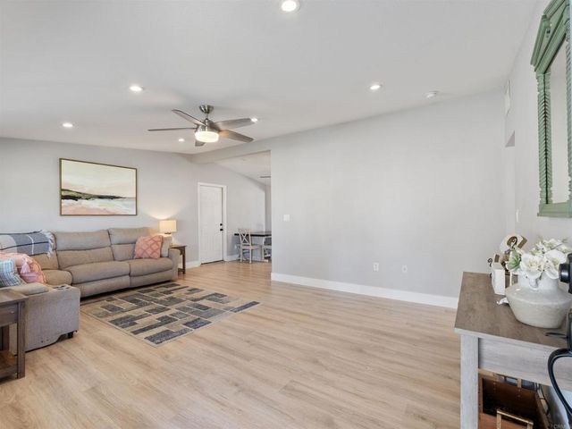 1265 E Fallbrook Street, Fallbrook, CA 92028