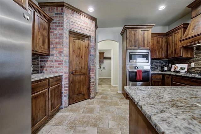 11508 Tarantino Drive, Oklahoma City, OK 73173