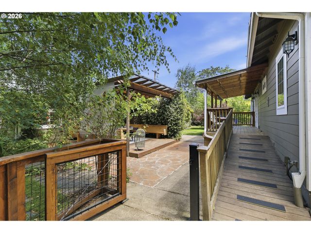 7111 Se 63RD Ave, Portland, OR 97206