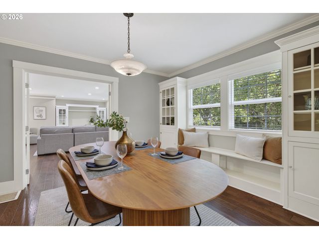 7111 Se 63RD Ave, Portland, OR 97206