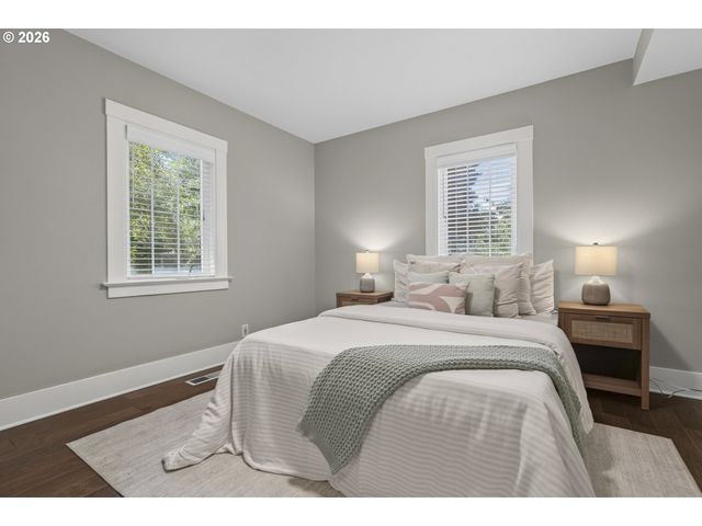 7111 Se 63RD Ave, Portland, OR 97206