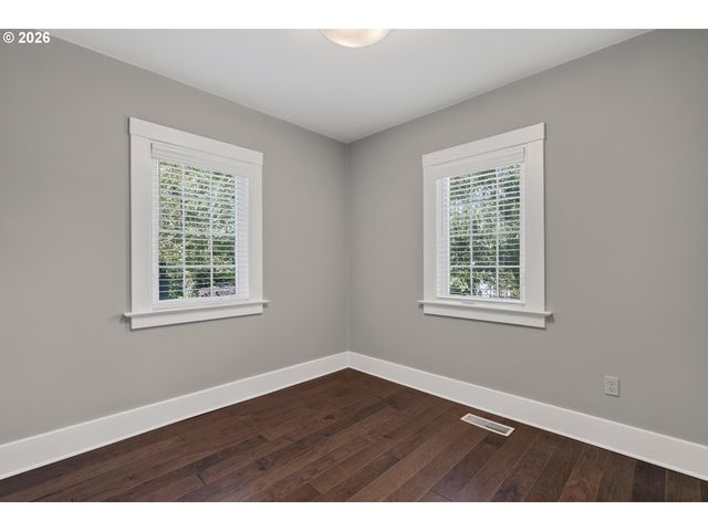 7111 Se 63RD Ave, Portland, OR 97206