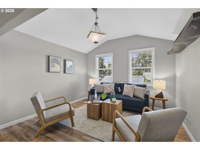 7111 Se 63RD Ave, Portland, OR 97206