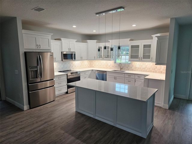 122 SW SCOTT PLACE, Lake City, FL 32024