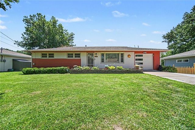 6131 Cernech Road, Kansas City, KS 66104