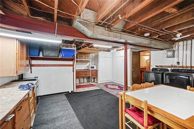 6131 Cernech Road, Kansas City, KS 66104