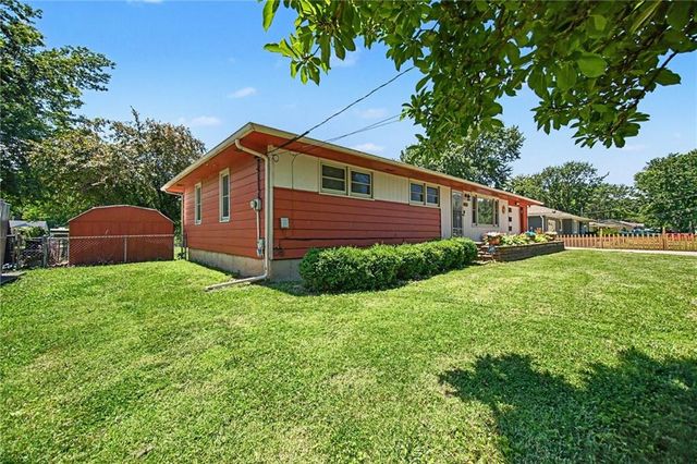 6131 Cernech Road, Kansas City, KS 66104