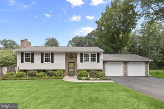 2712 OVERVIEW RD, Hampstead, MD 21074