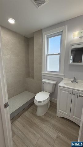 41 Knapp Avenue 2, Clifton, NJ 07011