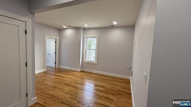 41 Knapp Avenue 2, Clifton, NJ 07011