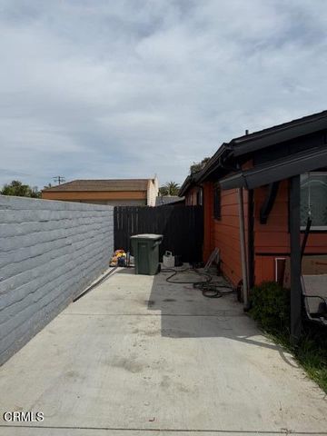 2422 Alameda Avenue, Ventura, CA 93003