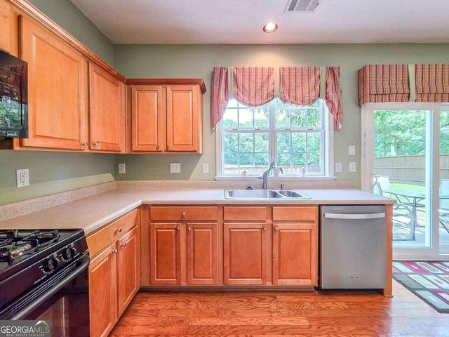 9025 Friarbridge Drive, Suwanee, GA 30024