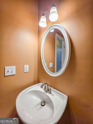 9025 Friarbridge Drive, Suwanee, GA 30024