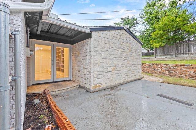 2909 Conejos Drive, Fort Worth, TX 76116