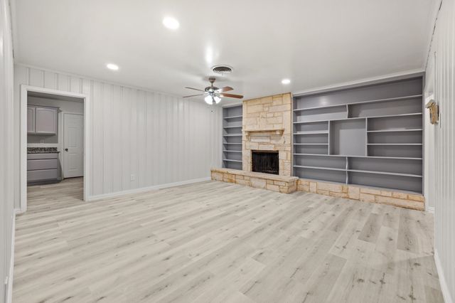 2909 Conejos Drive, Fort Worth, TX 76116