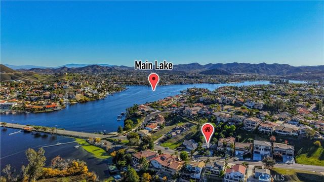 22207 Vacation, Canyon Lake, CA 92587