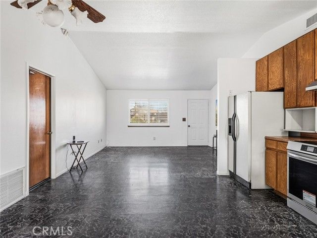 18449 Hackberry, Hesperia, CA 92345