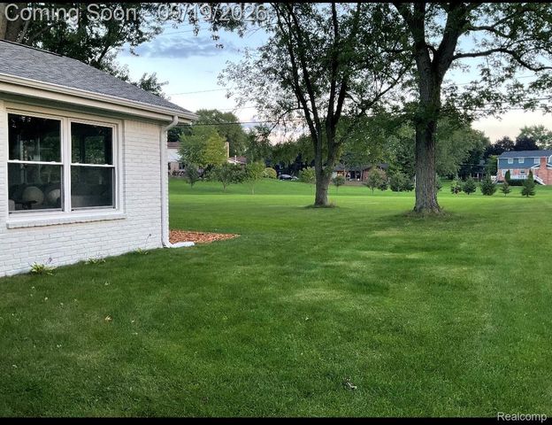 5362 McCandlish Road, Grand Blanc Charter Township, MI 48439