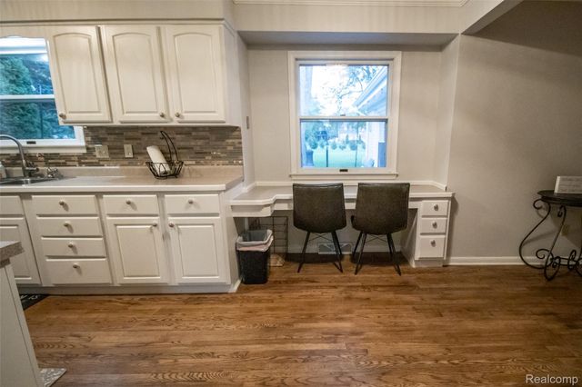 5362 McCandlish Road, Grand Blanc Charter Township, MI 48439