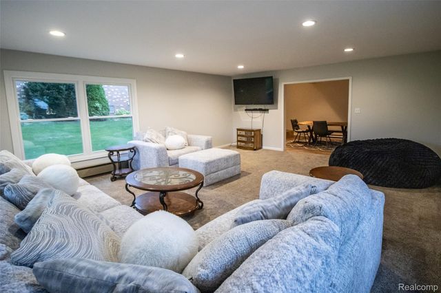 5362 McCandlish Road, Grand Blanc Charter Township, MI 48439