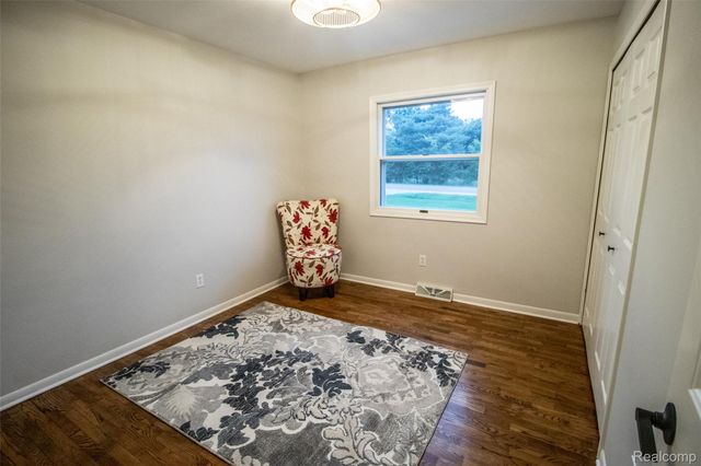 5362 McCandlish Road, Grand Blanc Charter Township, MI 48439