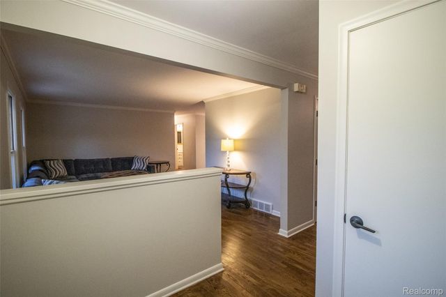 5362 McCandlish Road, Grand Blanc Charter Township, MI 48439