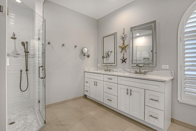 23 Windward Isle, Palm Beach Gardens, FL 33418