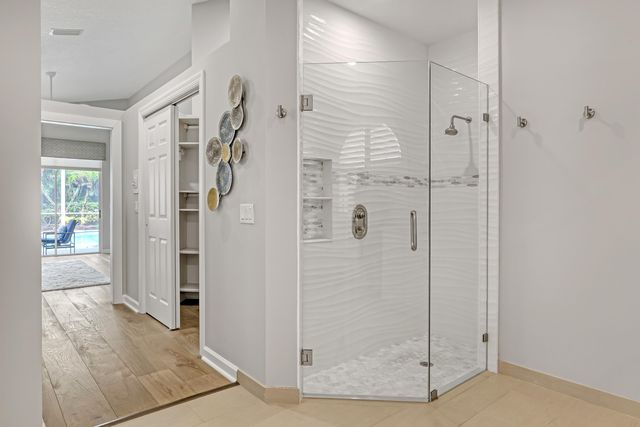 23 Windward Isle, Palm Beach Gardens, FL 33418