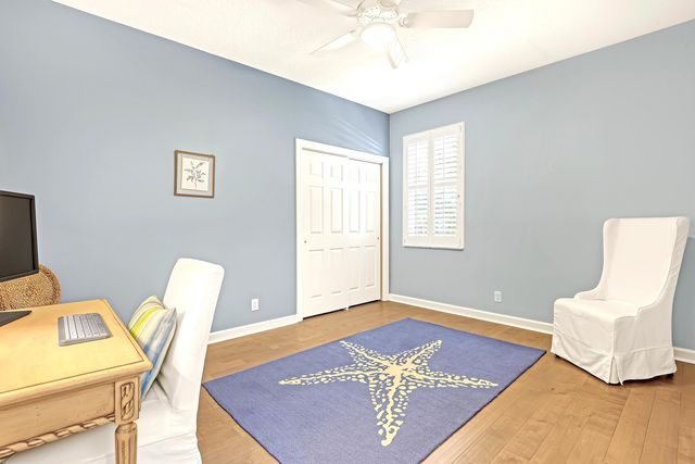 23 Windward Isle, Palm Beach Gardens, FL 33418
