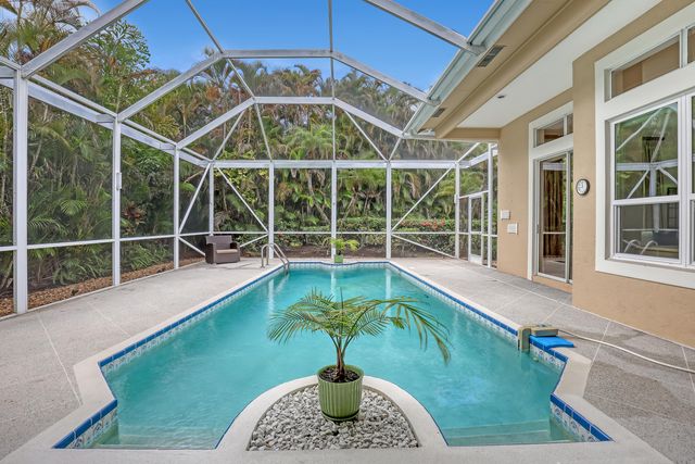 23 Windward Isle, Palm Beach Gardens, FL 33418