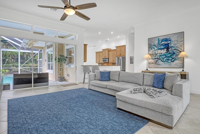 23 Windward Isle, Palm Beach Gardens, FL 33418