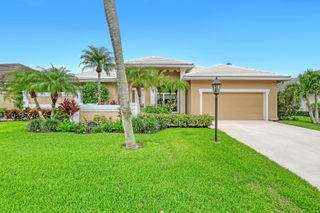 23 Windward Isle, Palm Beach Gardens, FL 33418