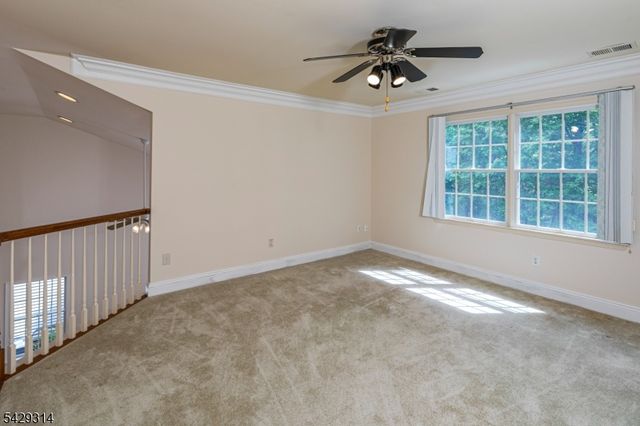 27 Bethpage Dr, Montgomery Twp., NJ 08558