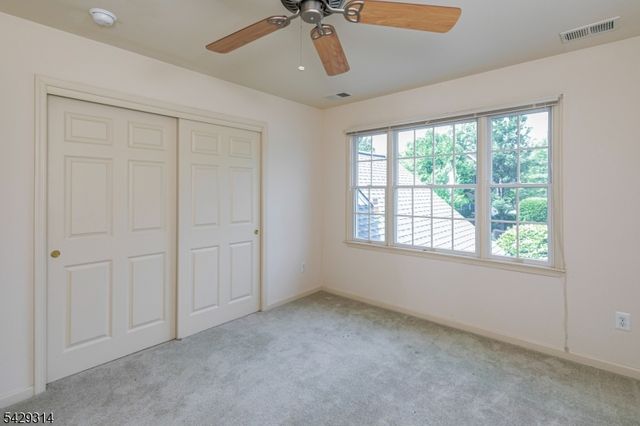 27 Bethpage Dr, Montgomery Twp., NJ 08558