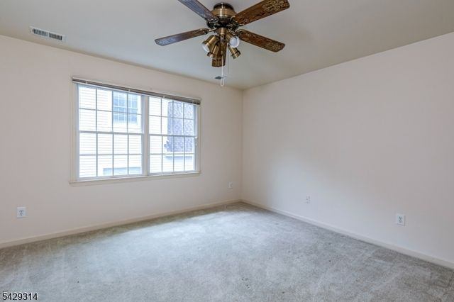 27 Bethpage Dr, Montgomery Twp., NJ 08558