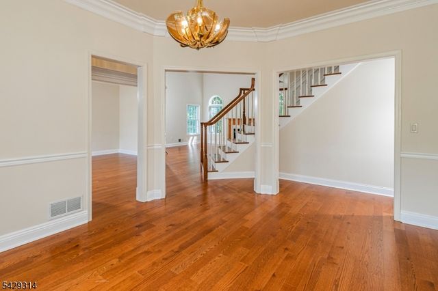 27 Bethpage Dr, Montgomery Twp., NJ 08558