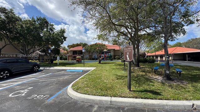 131 SW 117th Ave 8305, Pembroke Pines, FL 33025