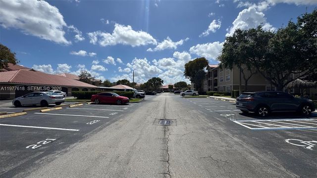 131 SW 117th Ave 8305, Pembroke Pines, FL 33025