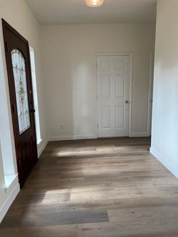 2118 Laurel Oaks Drive, Houston, TX 77014