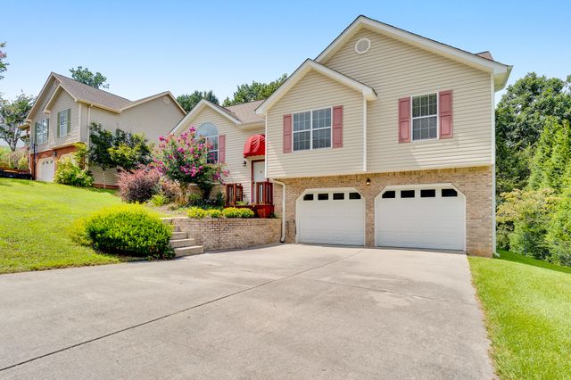 6815 Sawtooth Drive, Ooltewah, TN 37363