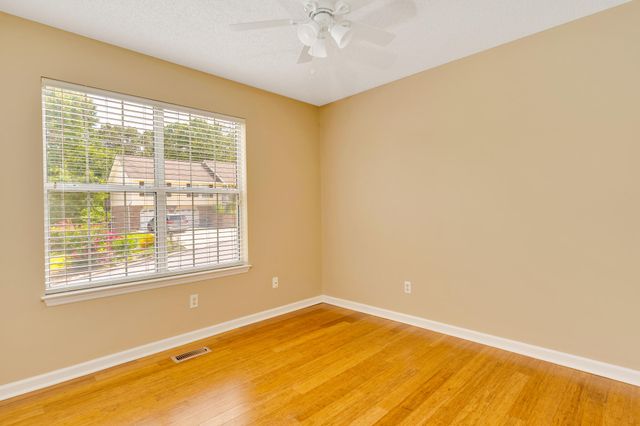 6815 Sawtooth Drive, Ooltewah, TN 37363