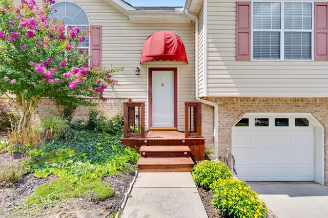 6815 Sawtooth Drive, Ooltewah, TN 37363