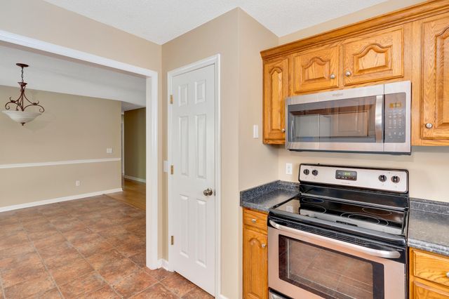 6815 Sawtooth Drive, Ooltewah, TN 37363