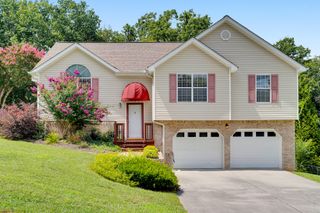 6815 Sawtooth Drive, Ooltewah, TN 37363