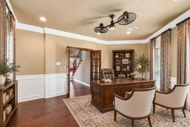 405 Old Orchard Drive, Dickinson, TX 77539