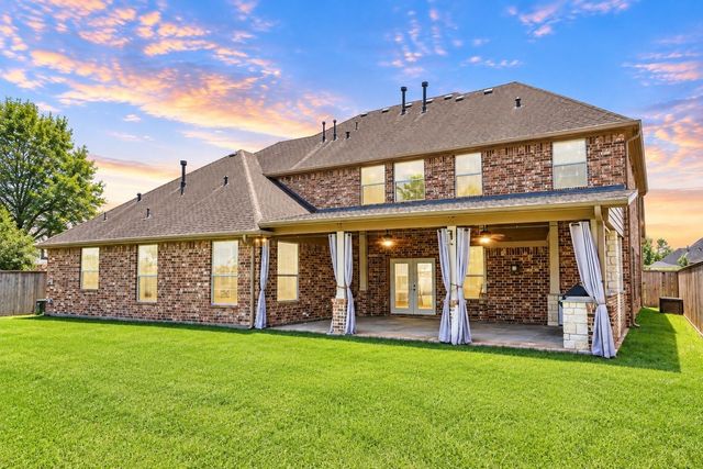 405 Old Orchard Drive, Dickinson, TX 77539