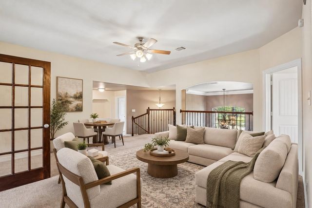 405 Old Orchard Drive, Dickinson, TX 77539