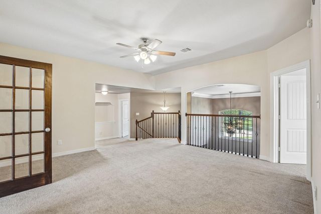 405 Old Orchard Drive, Dickinson, TX 77539