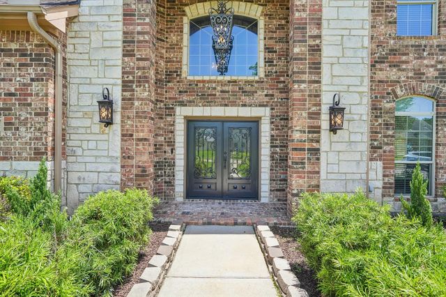 405 Old Orchard Drive, Dickinson, TX 77539